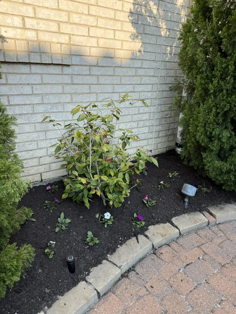 Custom garden landscaping experts serving Houston, TX - Giron Landscape