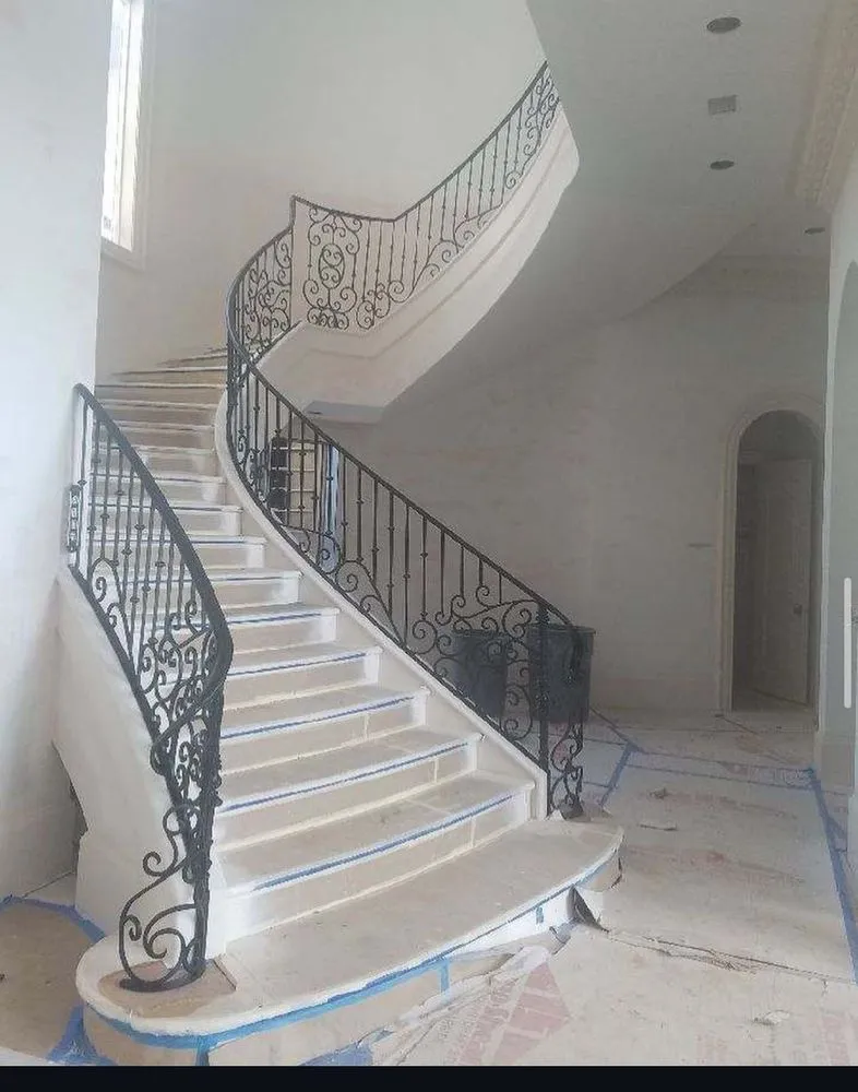 Custom lawn care service in Houston, TX - Giron Landscape