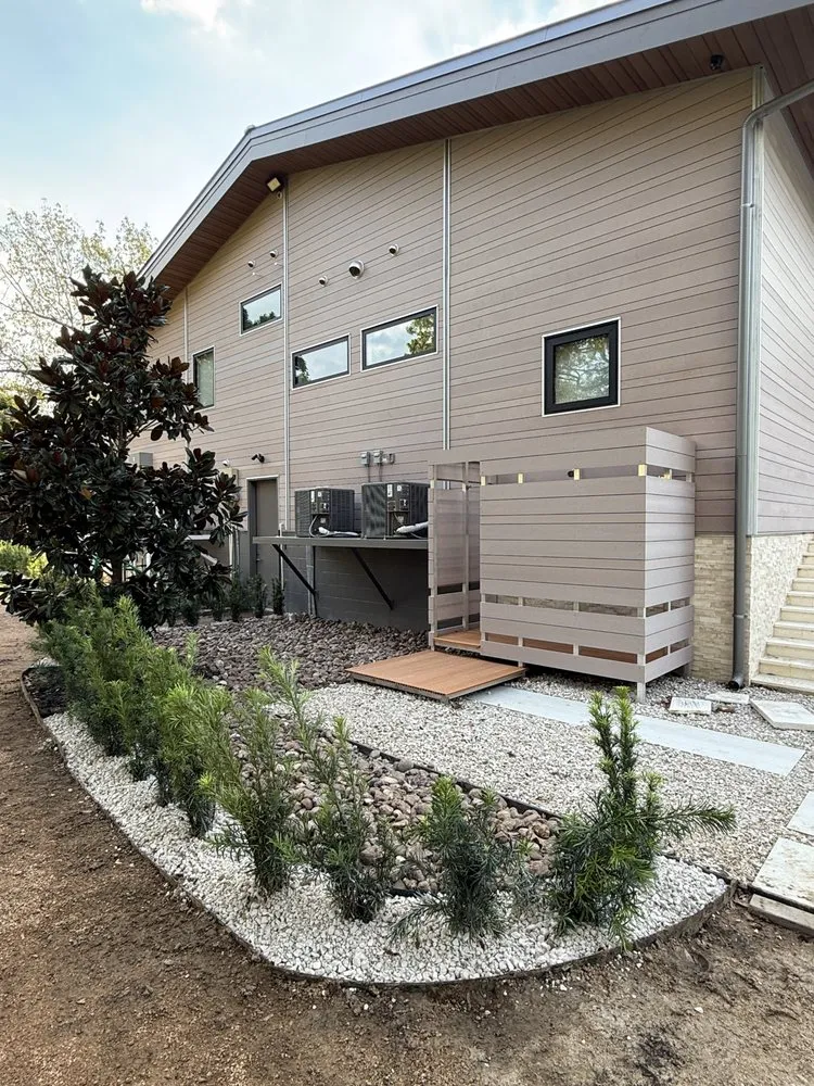 Custom yard maintenance in Houston, TX - Giron Landscape