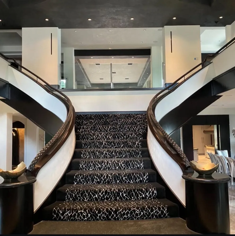 Expert lawn mowing service in Houston, TX - Giron Landscape