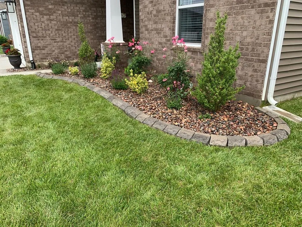 Custom garden landscaping in Owensboro, KY by Gish Lawn & Landscape