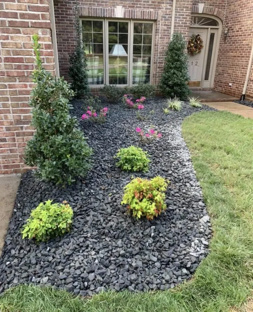 Trusted garden landscaping experts serving Owensboro, KY - Gish Lawn & Landscape