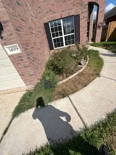 Affordable landscape installation for residential properties across Mont Belvieu, TX - Giter'Dun Lawn & Landscaping