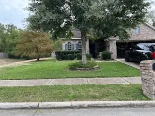 Reliable yard cleanup service in Mont Belvieu, TX - Giter'Dun Lawn & Landscaping