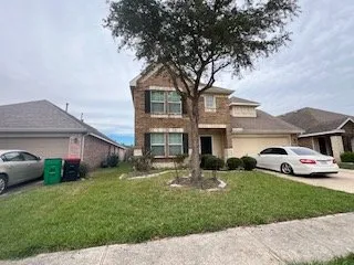 Trusted lawn mowing service in Mont Belvieu, TX - Giter'Dun Lawn & Landscaping