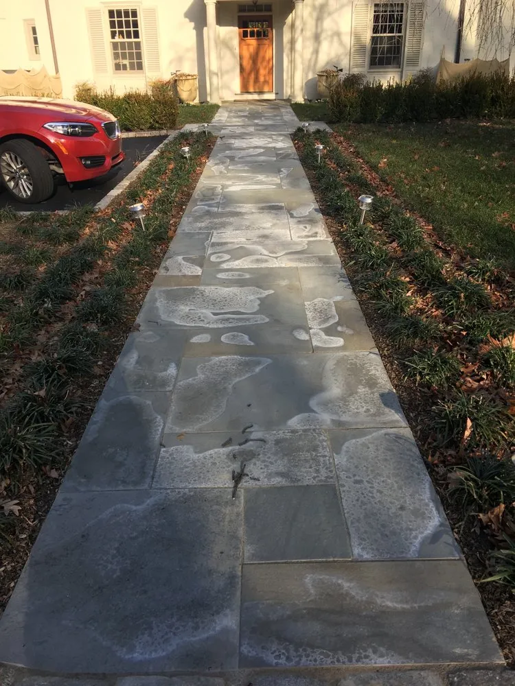 Custom landscaping services in Gulph Mills, PA by Giverny Gardens