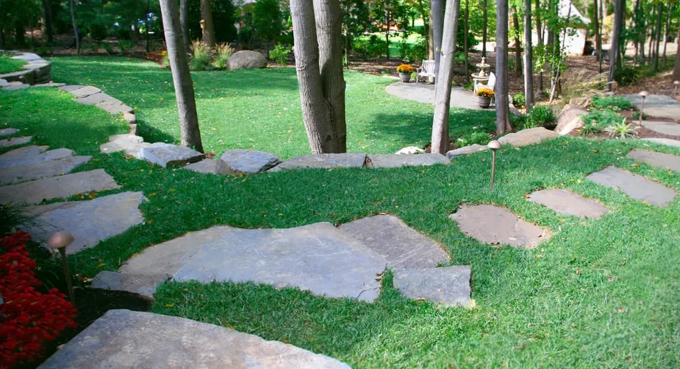 Custom yard cleanup service in Gulph Mills, PA - Giverny Gardens