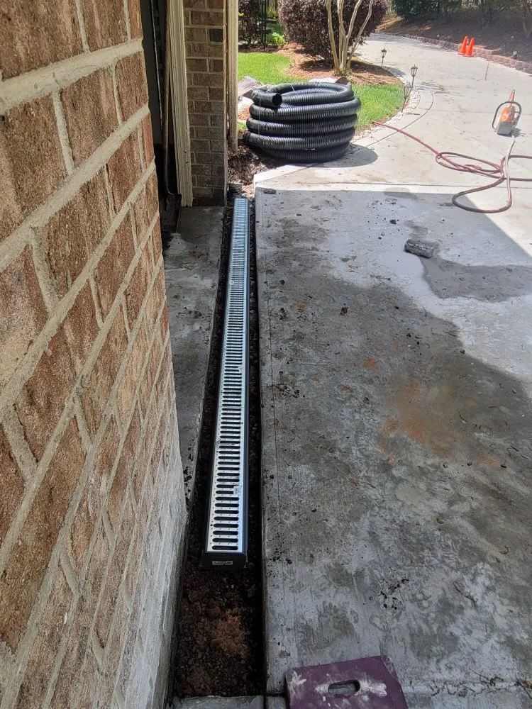 Professional yard maintenance experts serving Cary, NC - G&J Company