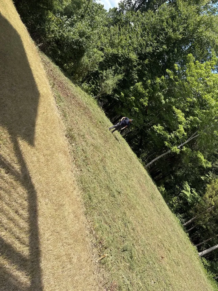 Trusted yard maintenance experts serving Sanford, NC - G&J Landscaping