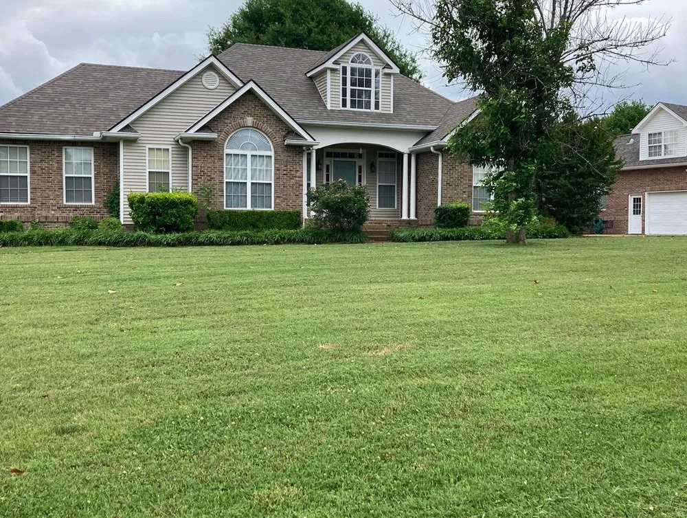 Professional yard cleanup service experts serving Columbia, TN - G&J Mowing
