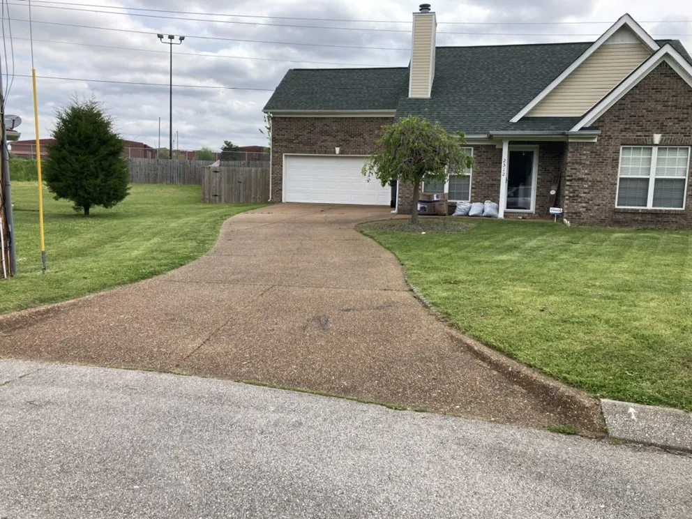 Local yard cleanup service experts serving Columbia, TN - G&J Mowing