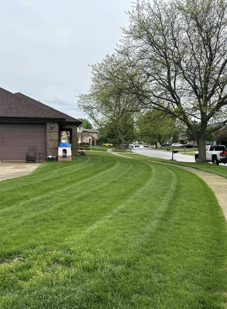 Top-rated garden landscaping experts serving Lemont, IL - G&K Powerwashing and Lawn Services