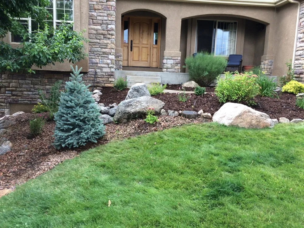 Trusted garden landscaping experts serving Colorado Springs, CO - G&K's Landscaping & Construction