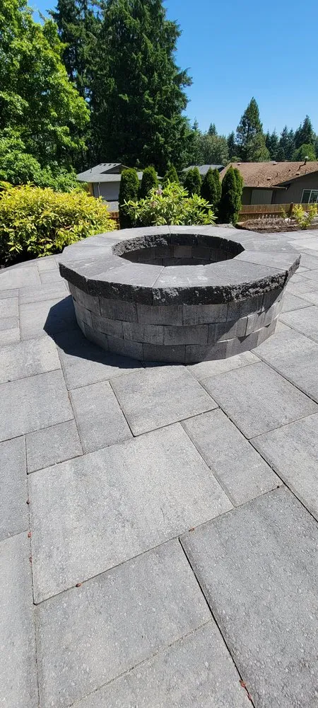 Affordable lawn mowing service in Tacoma, WA - G&L Landscaping