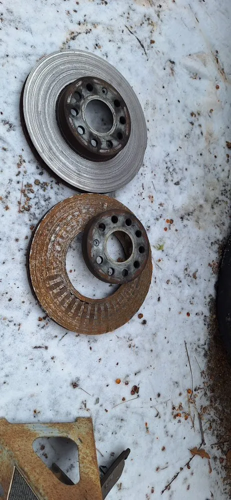 Reliable yard maintenance for beautiful yards across Ava, MO - Glade Top Auto & Handyman