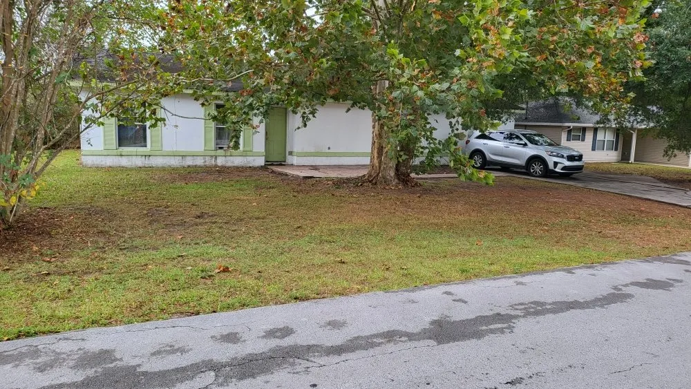 Trusted lawn mowing service in Ocala, FL - Gladiator Home Services