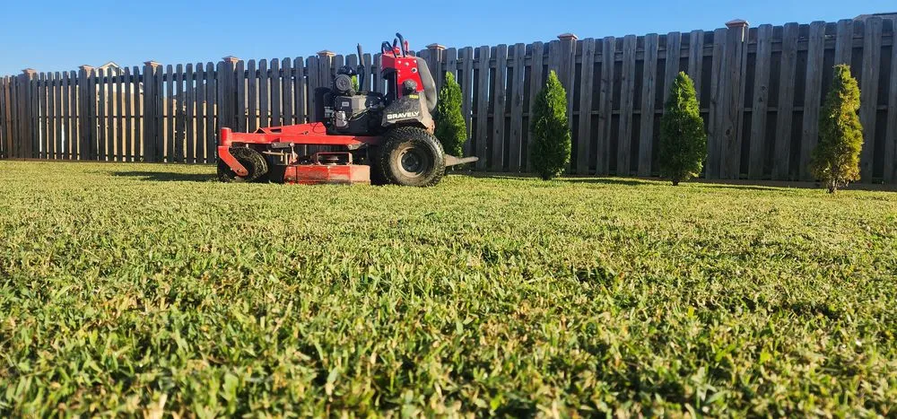 Professional landscape installation in Houma, LA - Gladiator