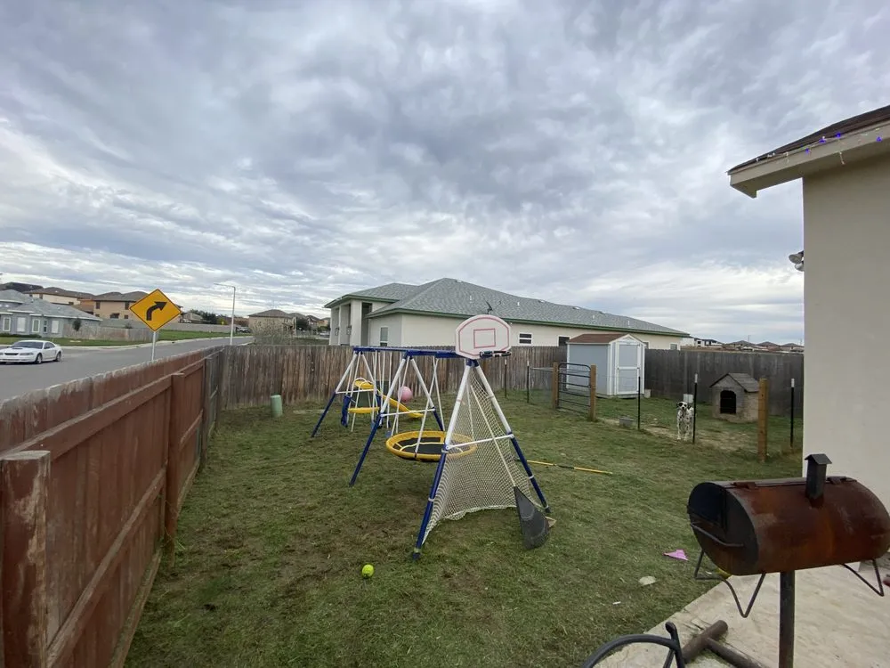 Professional residential landscaping in Laredo, TX - Gladitor Lawn Services