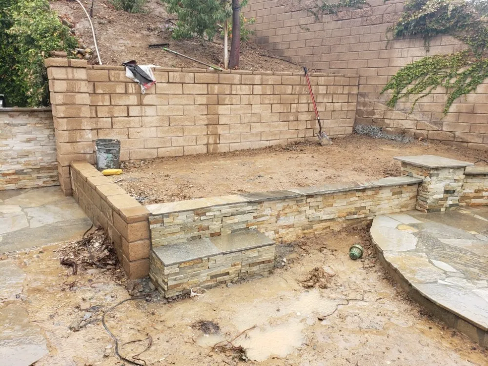 Local residential landscaping in Oxnard, CA by Gladys Lopez & Family landscaping & Maintenance