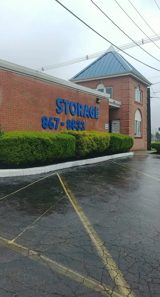 Reliable residential landscaping in Hamilton, OH by Glancy Lawn Care