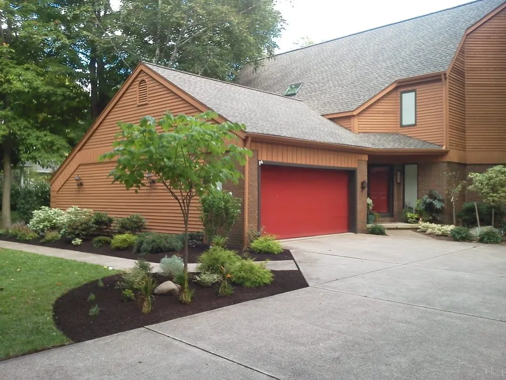 Local residential landscaping experts serving Cambridge Springs, PA - Glass Landscaping