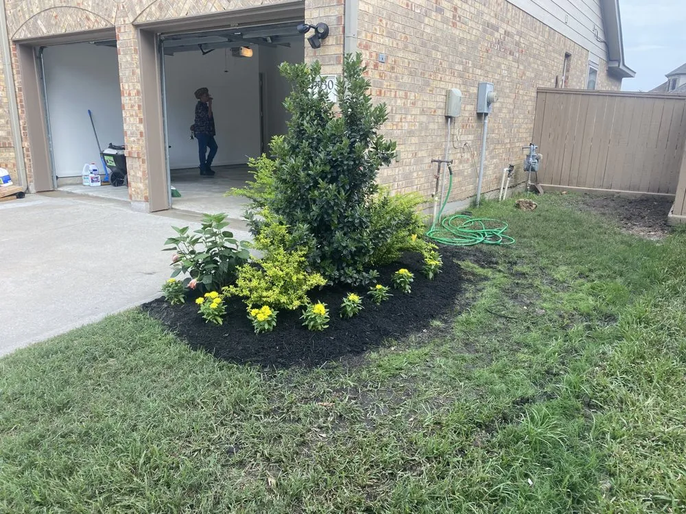 Top-rated landscape installation in Houston, TX - Glazing Handymen and Landscaping