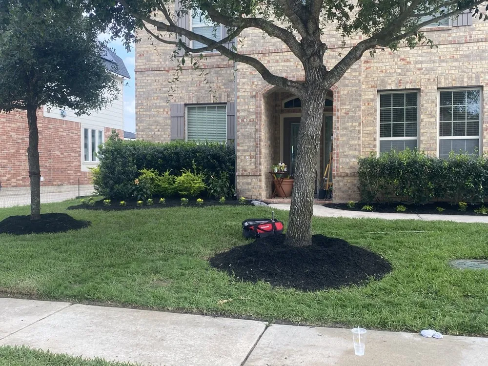 Custom landscape design near you across Houston, TX - Glazing Handymen and Landscaping