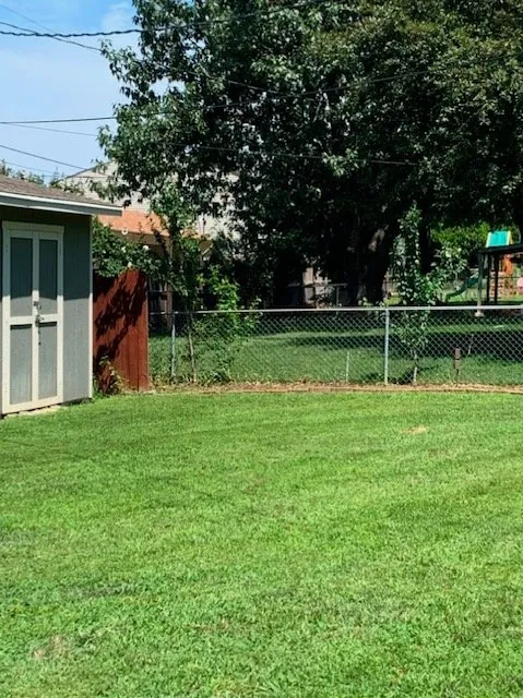 Top-rated landscape design in Topeka, KS - GLC