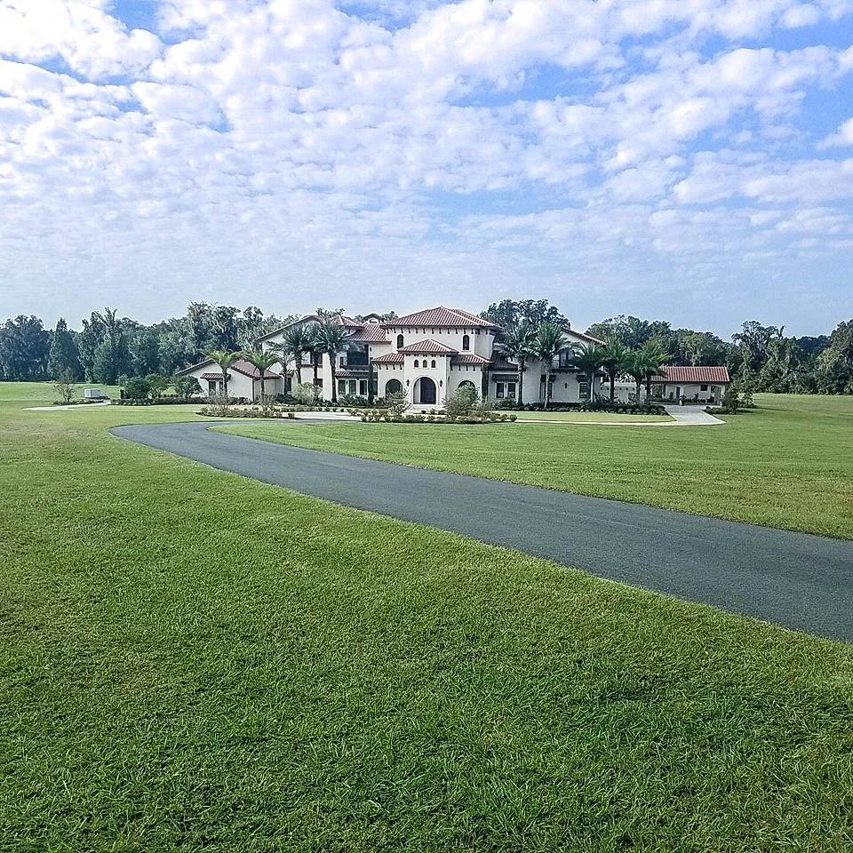 Top-rated lawn care service for year-round maintenance in Ocala, FL by Gleason Property Services