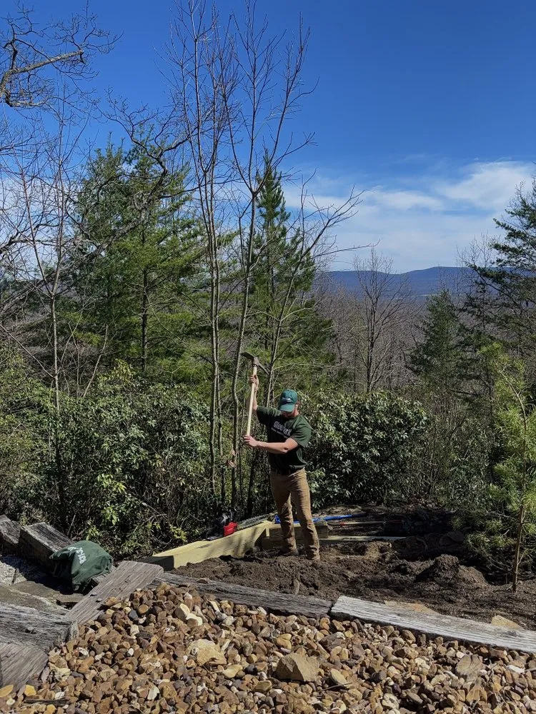 Custom lawn mowing service in Crossville, TN - GleeWork