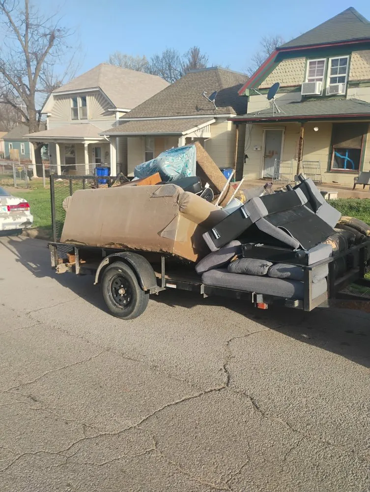 Trusted yard maintenance in Guthrie, OK - Glen Lovin Enterprises