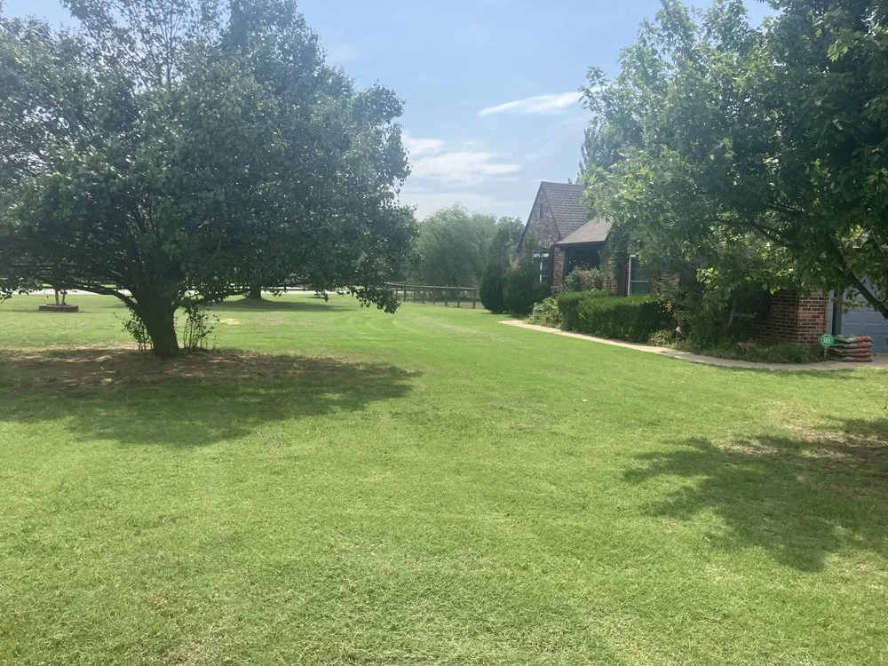 Affordable outdoor landscaping experts serving Bartlesville, OK - Glenn Lawn and Tree Service