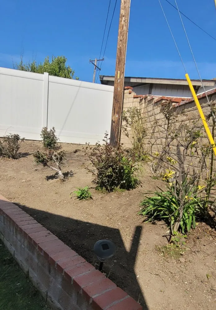 Custom garden landscaping for homes across Lancaster, CA - Glenn's Lawn Care