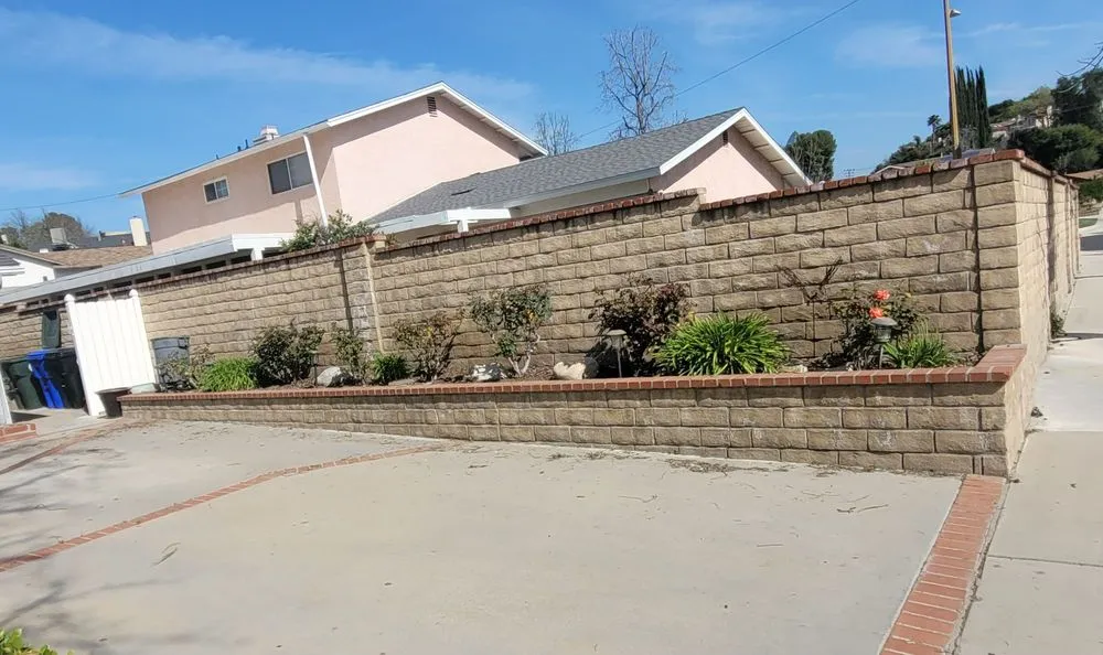 Custom yard cleanup service in Lancaster, CA - Glenn's Lawn Care