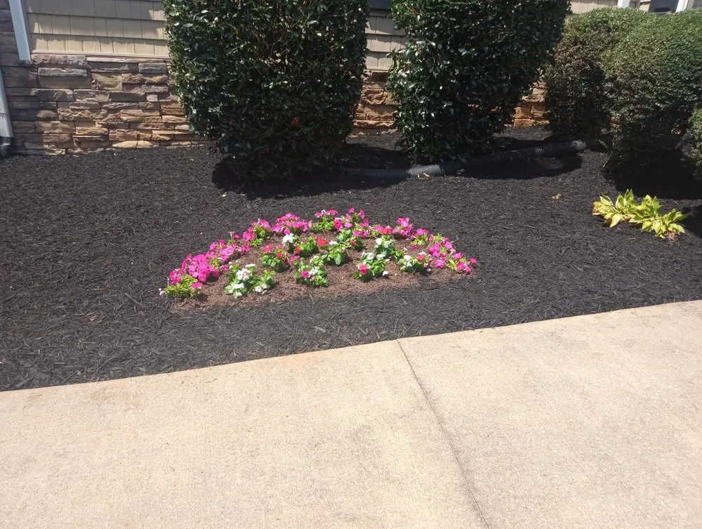 Reliable landscape design experts serving Greenville, SC - Glez Lawn Care