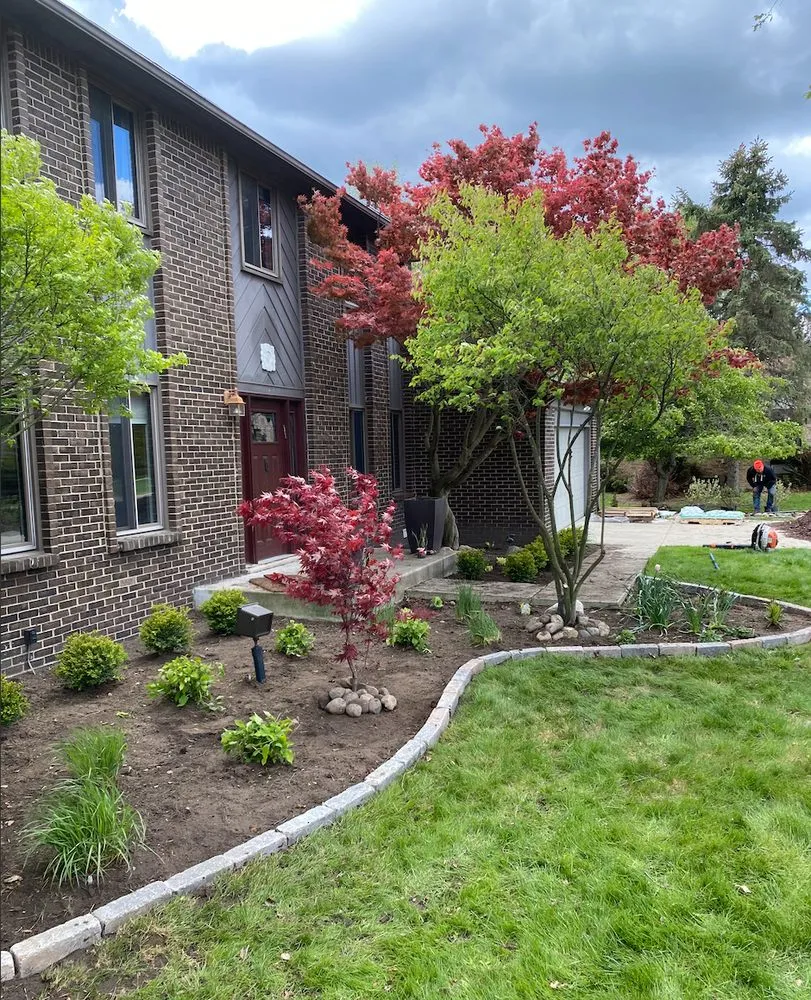 Professional yard maintenance in Ann Arbor, MI by GLL Services