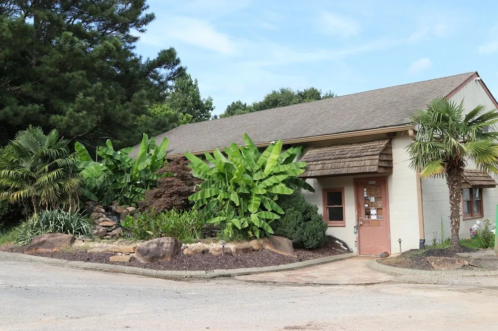 Local yard cleanup service near you in Alpharetta, GA by GLM Landscape Supply