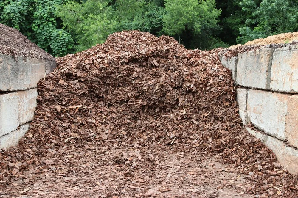 Professional yard maintenance experts serving Alpharetta, GA - GLM Landscape Supply