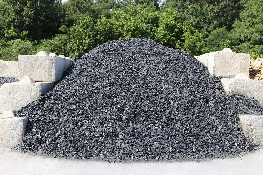 Reliable lawn care service for year-round maintenance in Woodstock, GA by GLM Landscape Supply