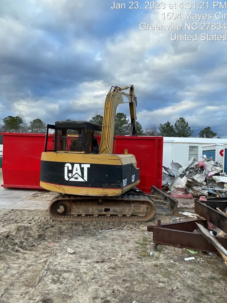 Local lawn mowing service experts serving Norwood, NC - Global Brothers Earthworks