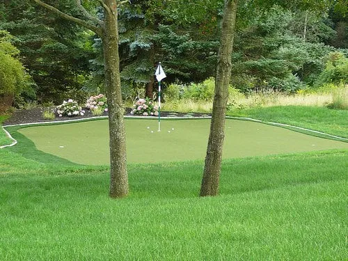 Expert yard cleanup service for homes across Pembroke, MA - Global Green Lawncare