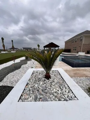 Global Green Solutions & Remodeling Logo