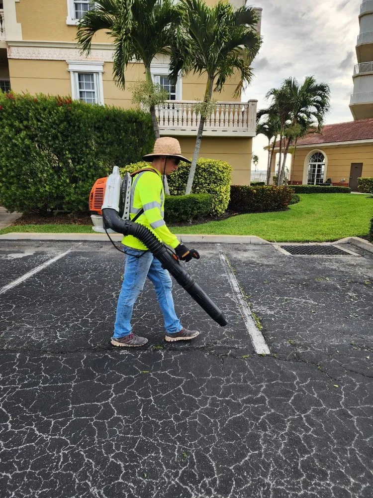 Professional landscape installation for homes across Melbourne, FL - Global Greenz