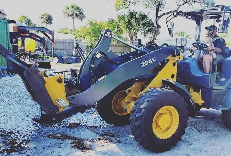 Expert yard cleanup service for homes in Melbourne, FL by Global Greenz