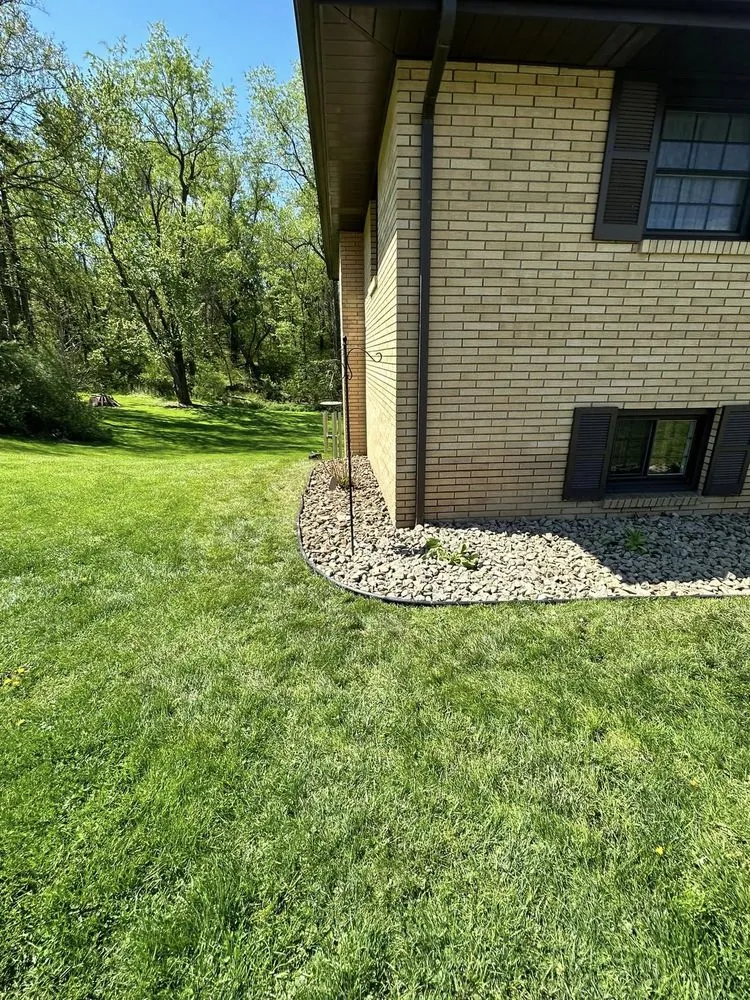 Affordable lawn mowing service experts serving Wellsburg, WV - Global services landscape and handyman