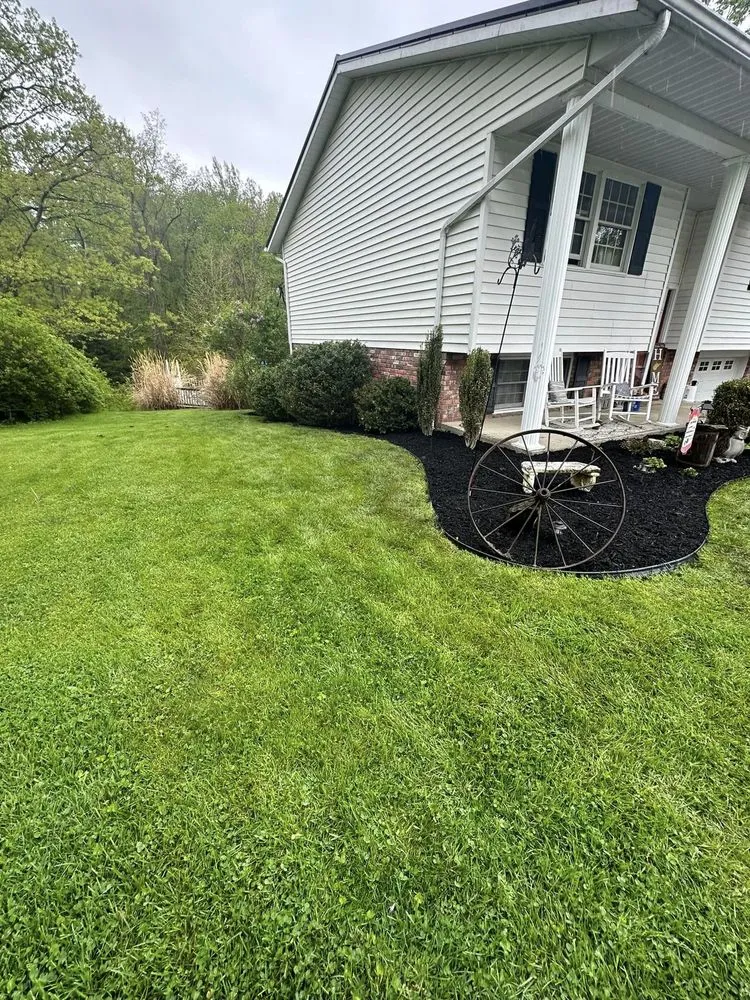 Reliable outdoor landscaping in Wellsburg, WV by Global services landscape and handyman