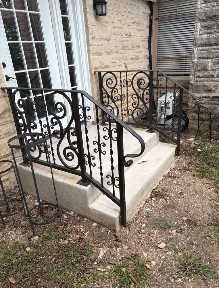 Reliable outdoor landscaping in Austin, TX by Gloria Bonita Welding & Fabrication