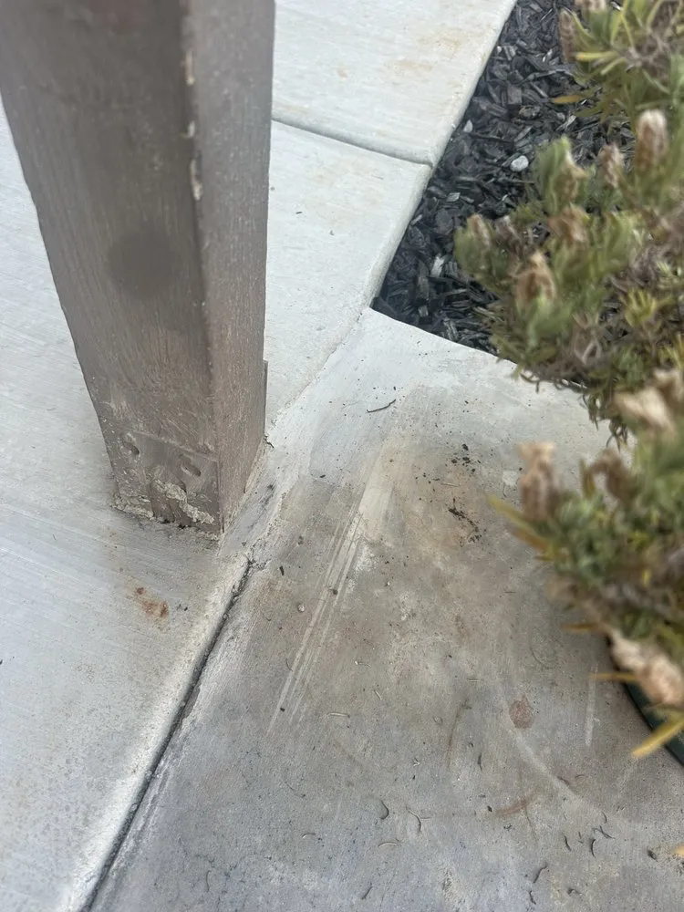 Professional lawn care service in Penryn, CA by Gloria Landscaping