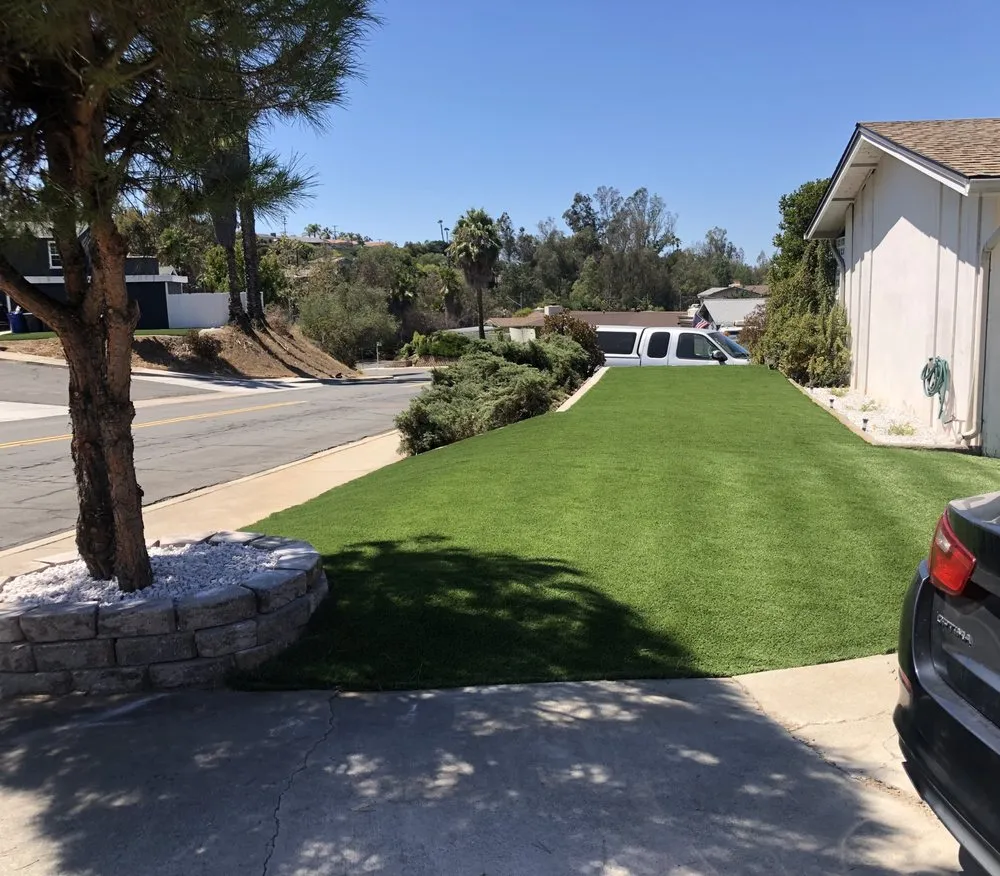 Reliable landscaping services experts serving El Cajon, CA - Glorias Landscaping