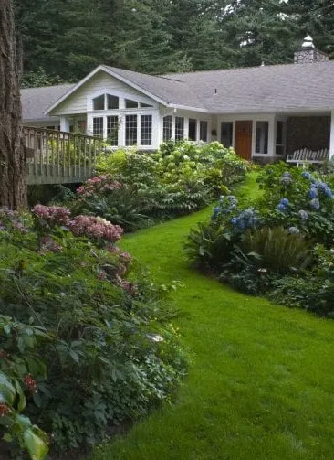Trusted residential landscaping for homes across Novi, MI - Glorious Landscaping